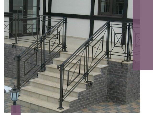 Перила для крыльца в Заинске — монтаж, изготовление и установка