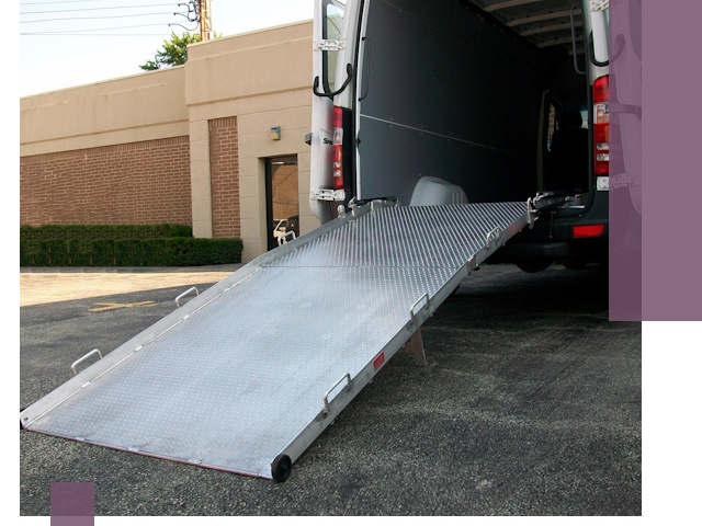 Мобильные пандусы в Заинске — производство, монтаж и аренда