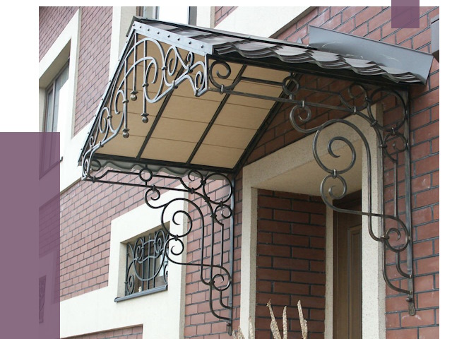 Двускатные козырьки в Заинске под ключ от 12711 руб.