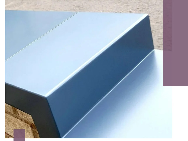 Крышки на парапет в Заинске: изготовление и монтаж под ключ